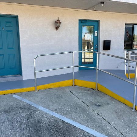 All-Suite Motel Edgewater  Εξωτερικό φωτογραφία
