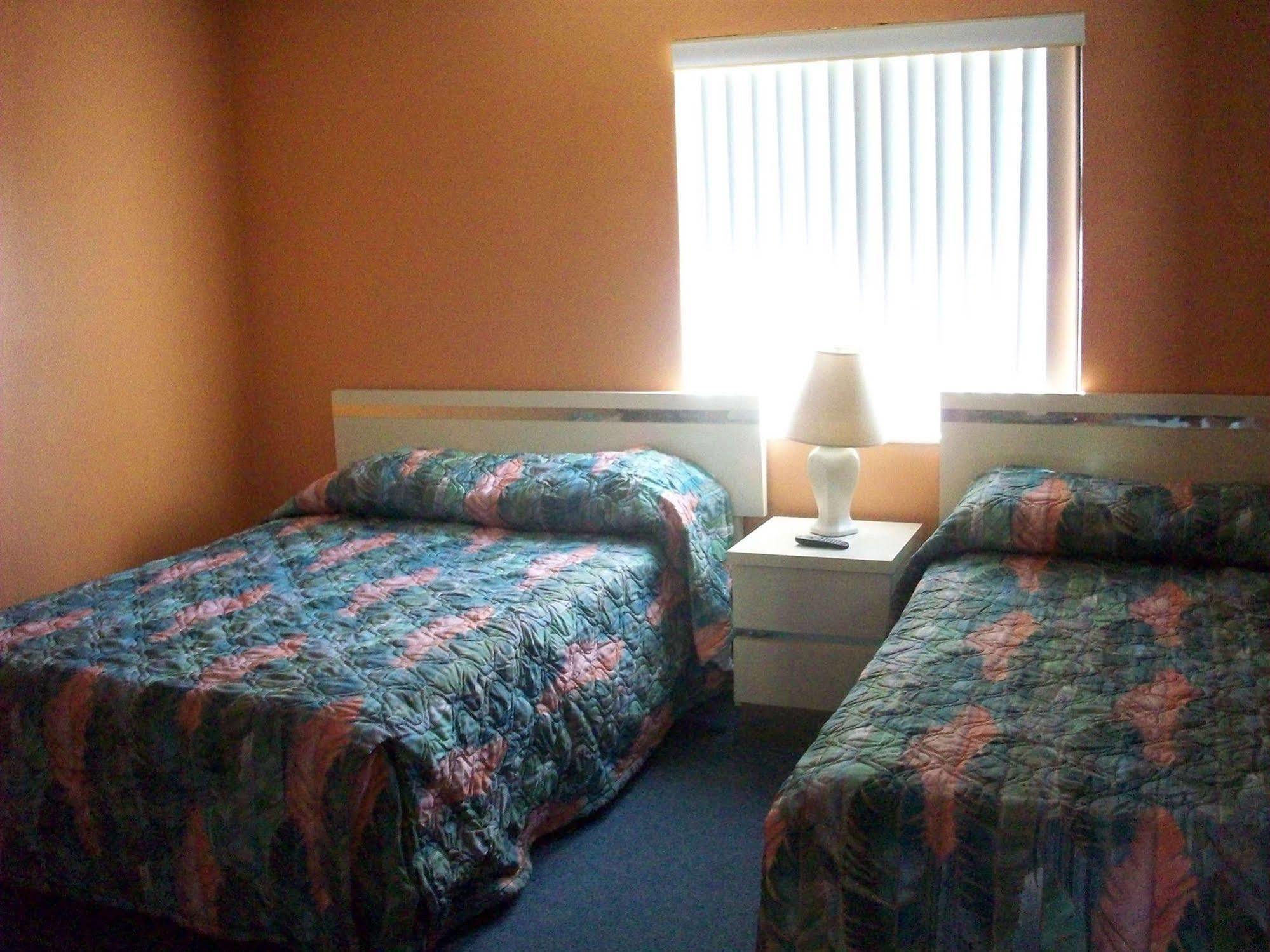 All-Suite Motel Edgewater  Εξωτερικό φωτογραφία